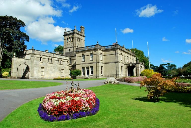 Parc Howard museum re-opens - Herald.Wales