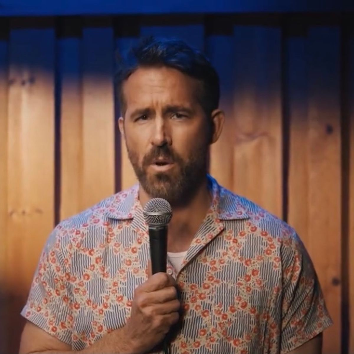 Ryan Reynolds Singing Tutorial On How To Pronounce Rob Mcelhenneys Name Goes Viral Heraldwales 