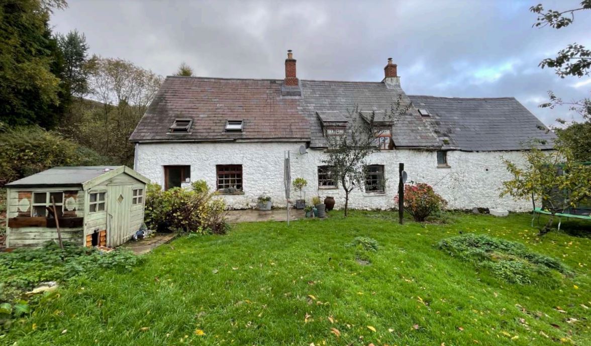 Traditional Welsh 'longhouse' set to be restored - Herald.Wales