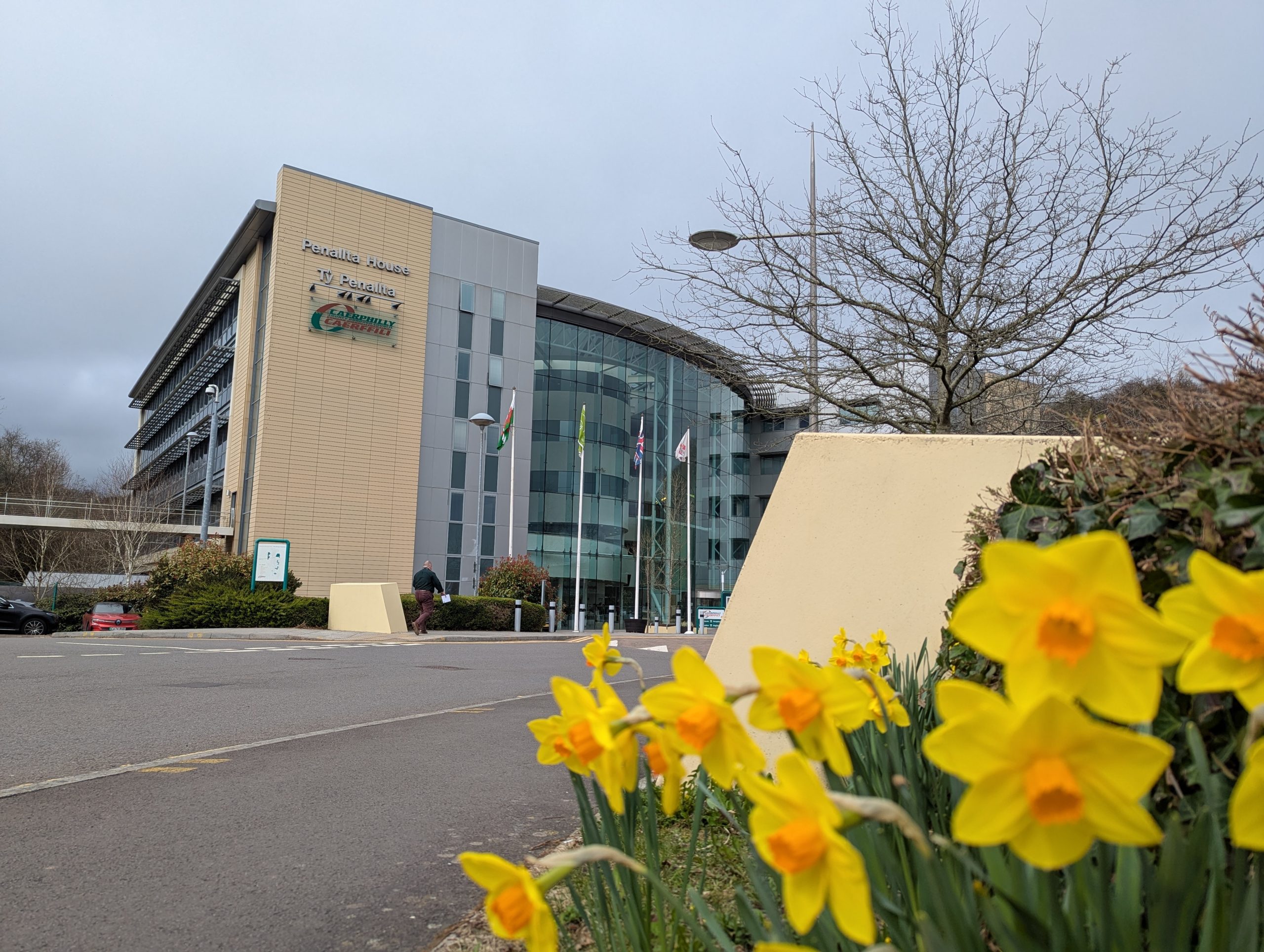 Caerphilly schools see better behaviour after mobile phone ban